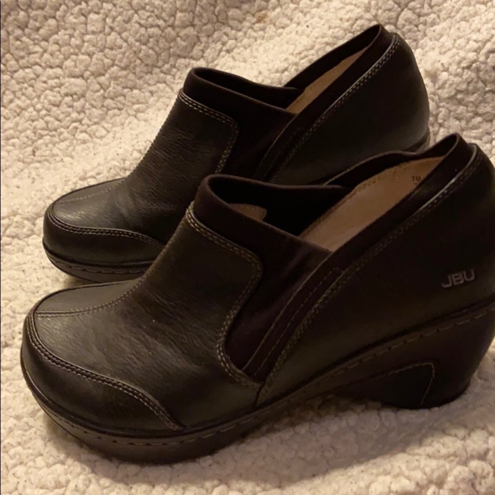 JBU Vegan Leather Clog
